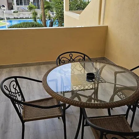 Residencial Chayofa, 1 شقة